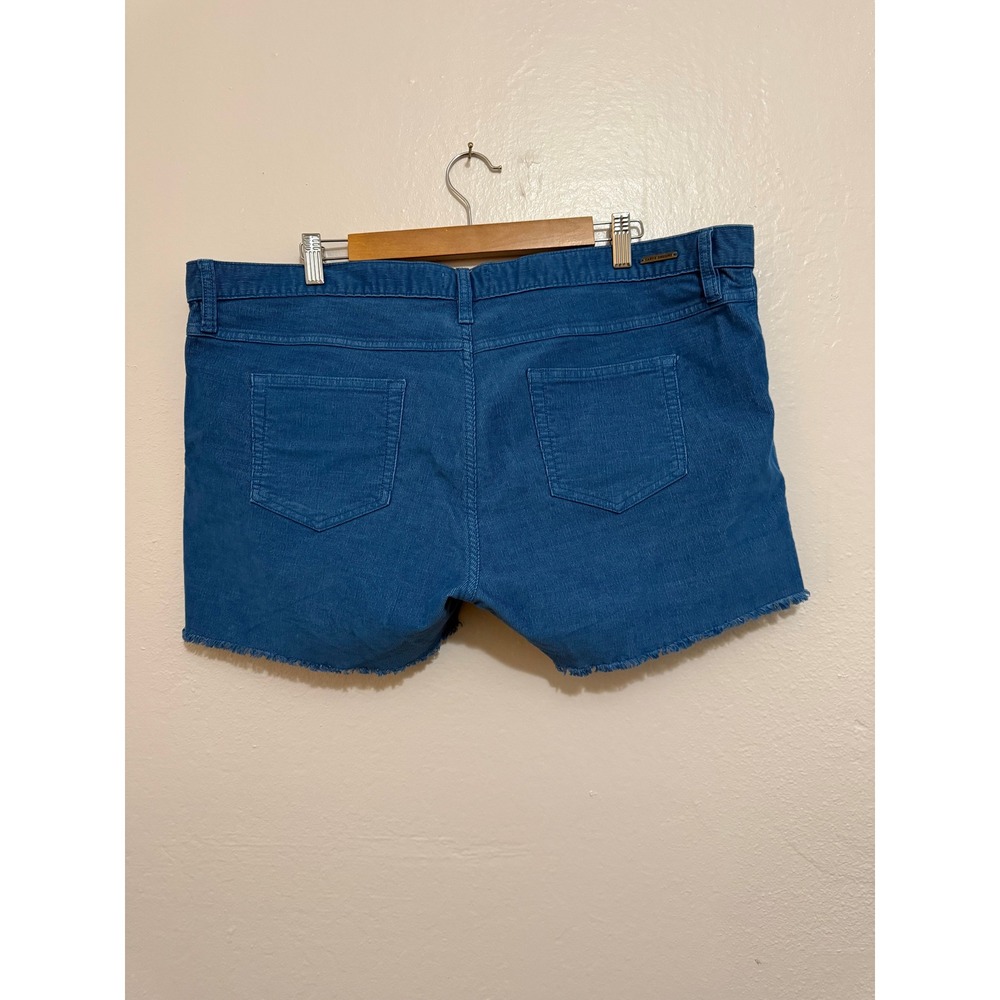 Carve Designs Women Shorts 16 Blue Corduroy Raw Hem Coastal Boho Summer Cut-offs - Picture 4 of 10